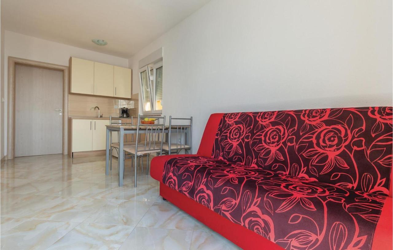 Amazing Apartment In Krvavica With Wifi Eksteriør billede